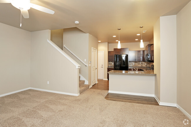 Interior Photo - 7th Street Brownstones