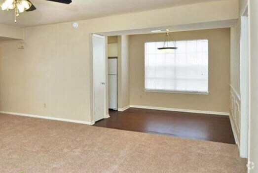 Building Photo - 6125 E Wonsley Dr