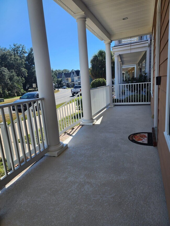 Building Photo - 4236 Grove Park Dr