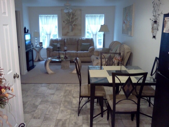 layout example - 714 Glenwood St
