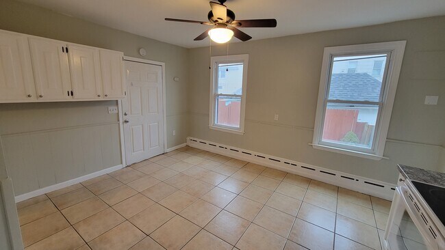 Kitchen - 17 N Spring St