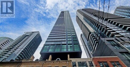 Building Photo - 327 King St W