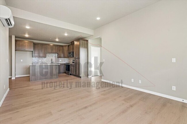 Foto del edificio - 6430 N Atlas Rd