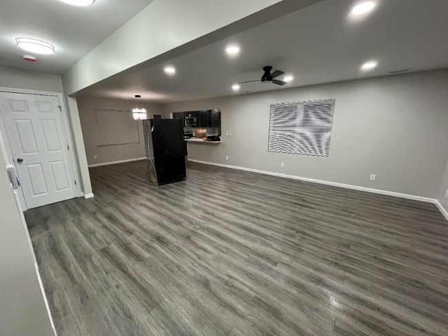 Building Photo - 2921 Brown St Building Photo - 2921 Brown St