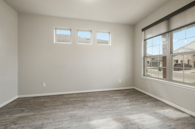 Foto del edificio - Where Style Meets Function in a Prime Setting