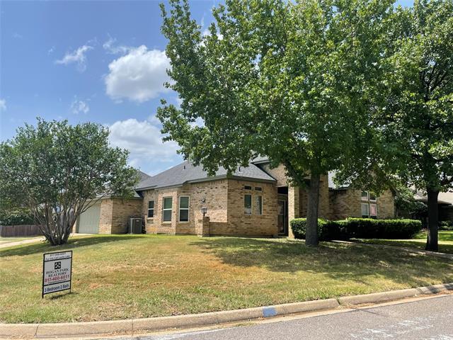 Building Photo - 6214 Brookstone Dr