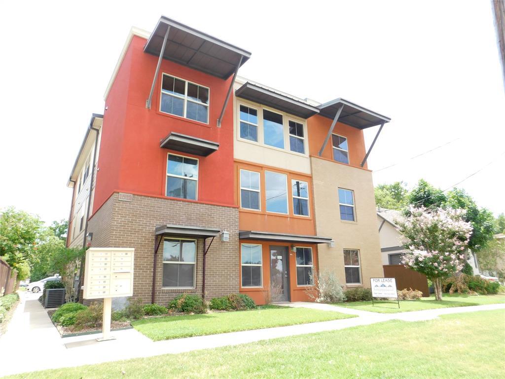 1512 N Elm St Unit 203, Denton, TX 76201 Apartment for Rent in Denton