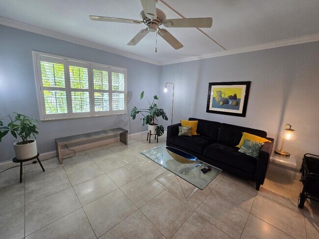 Foto del edificio - 669 W Oakland Park Blvd