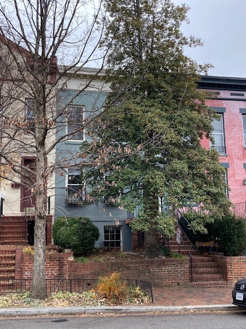 Building Photo - 1687 35th St NW