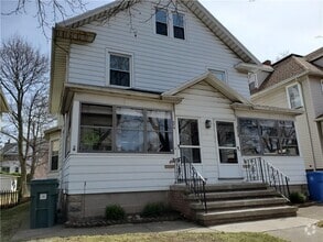 Building Photo - 274 Field St