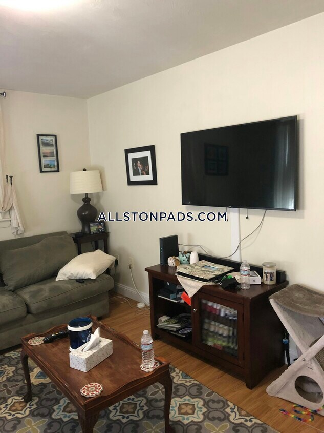 212 Allston St. Room for Rent in Boston, MA