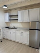 Building Photo - 630 SW 62nd Ct