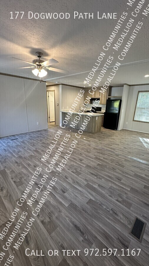 Foto del edificio - 177 Dogwood Path Ln