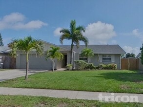 Building Photo - 2376 Millwood Ln