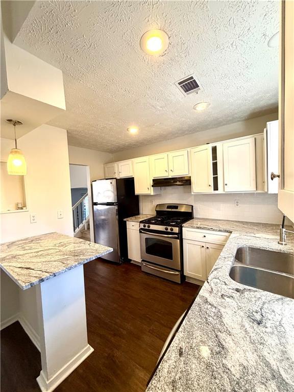 Building Photo - 170 Arborfield Way