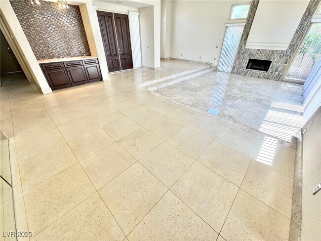Foto del edificio - 8753 Rainbow Ridge Dr