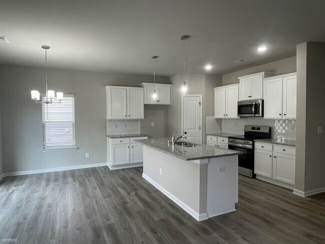 Building Photo - 3 br, 2.5 bath House - 4016 Stoneygreen Lane