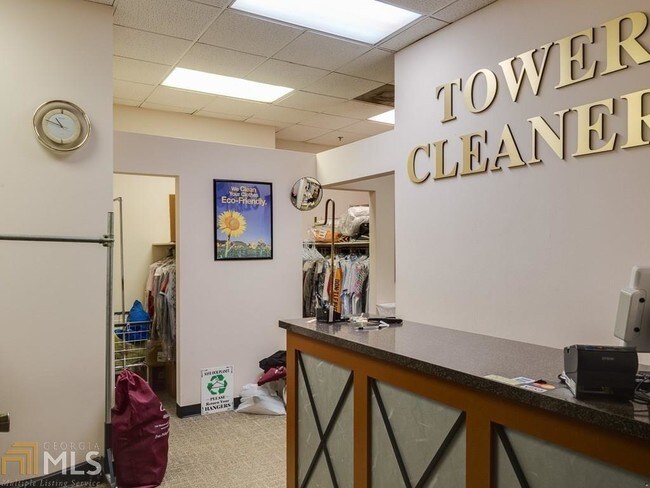 Building Photo - 795 Hammond Dr