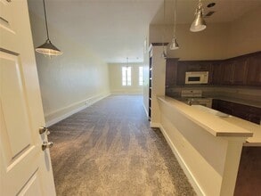Building Photo - 2315 Harborside Dr