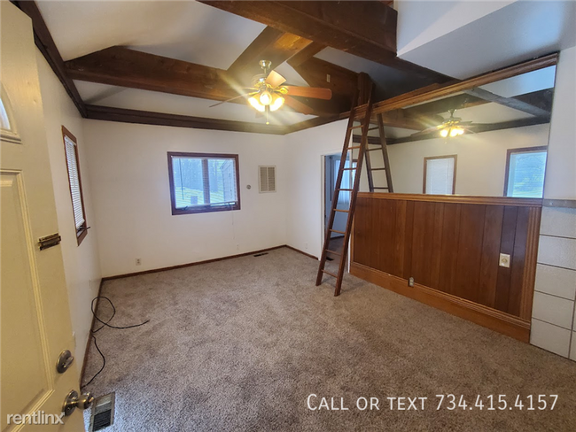 Building Photo - 3211 Mc Comb St