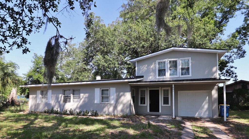 Foto principal - 1801 Forest Hills Rd