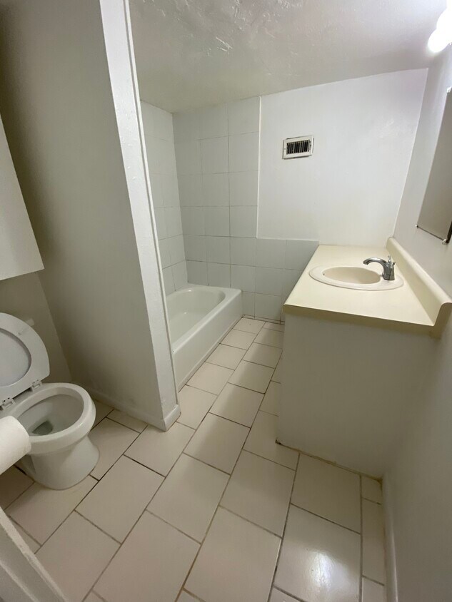 Foto del edificio - 5340 Altoona St
