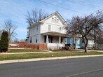 Primary Photo - 786 E Benton St
