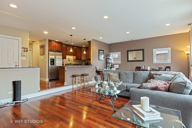 Foto del edificio - 1275 N Clybourn Ave
