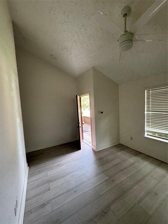 Foto del edificio - 3723 Westmeadow Dr