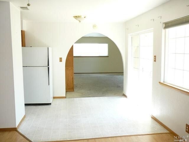 Building Photo - Cosigners okay =)  4 Large Bedrooms and 2 Full Baths ~ Small Pet Negotiable