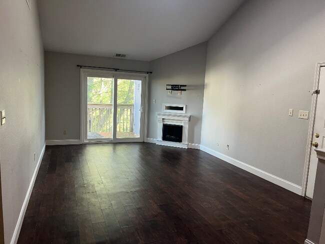 Building Photo - 1107 Tristram Cir