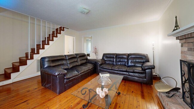 Foto del edificio - 1586 Fulton Hts