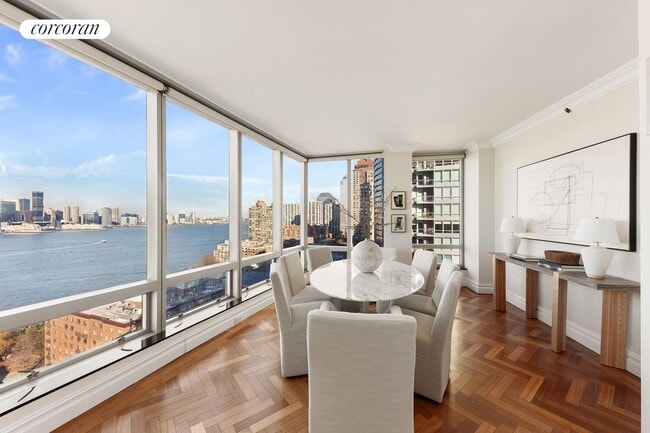 Foto del edificio - 10 Little W St