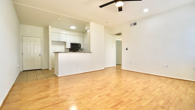 Building Photo - 5500 Bonner Ave