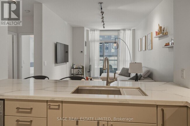 Photo du bâtiment - 88 Broadway Ave