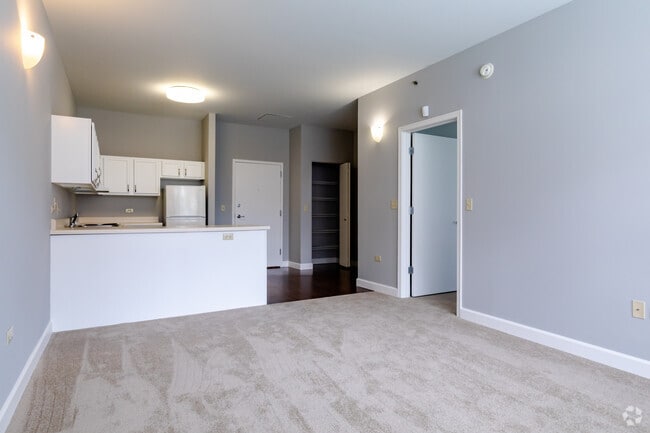 1BR 1BA - Living/Dining/Kitchen - High Point Residence Chicago North West