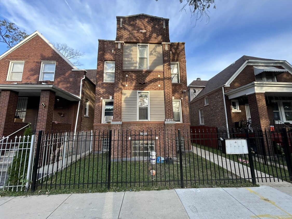 Primary Photo - 6403 S Campbell Ave