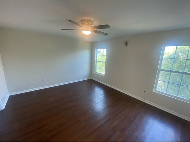 Building Photo - 8114 Seward Rd