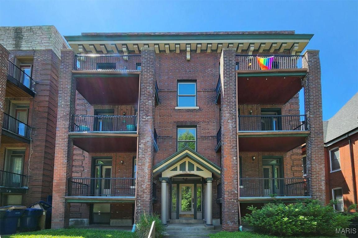 Foto principal - 3656 Shaw Ave