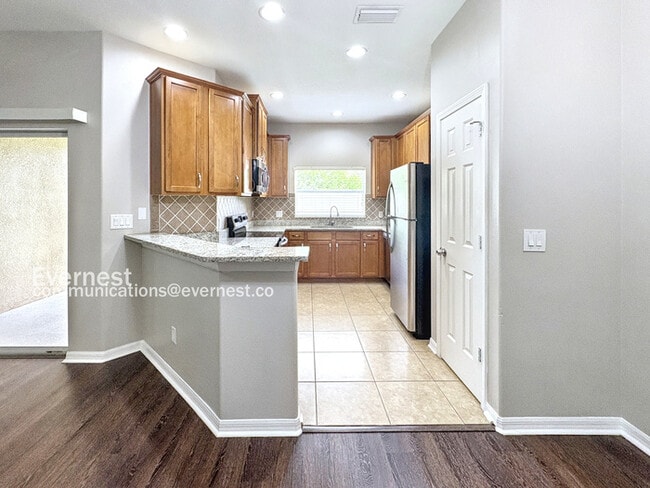 Building Photo - 12806 Belvedere Song Way