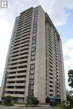 Building Photo - 3300-3300 Don Mills Rd