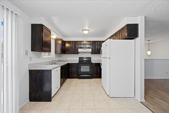 Building Photo - 4973 Chukar Dr