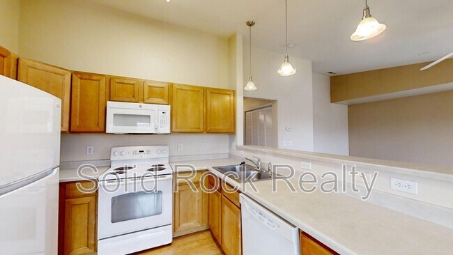 Foto del edificio - 1577 Monterey Rd