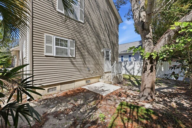 Foto del edificio - 3 Bedroom 2.5 Bathroom 1 car garage Single Family Home