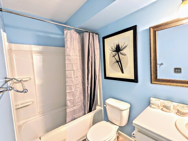 Photo - 5667 Hornaday Rd Apartment