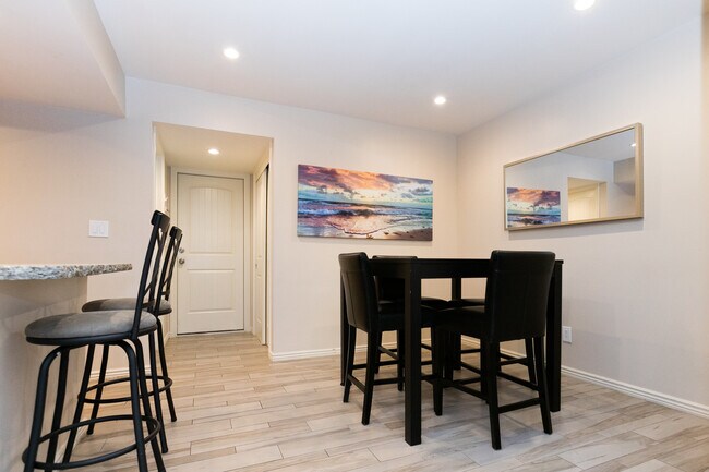Foto del edificio - 4601 N 73rd St