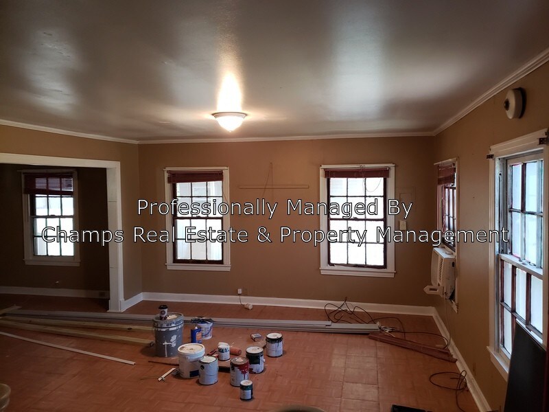 Building Photo - 127 S Bienville St