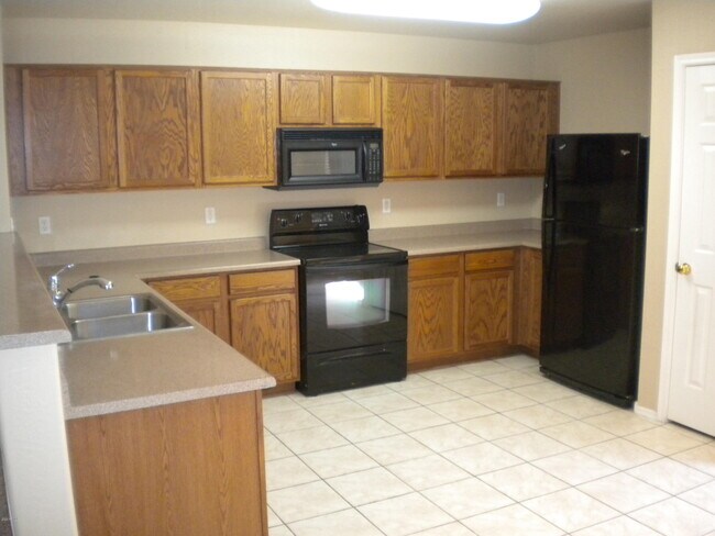 Foto del edificio - 2334 E Meadow Land Dr