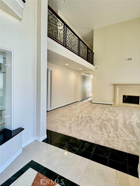 Building Photo - 8219 Somerset Pl