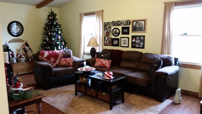 Building Photo - 1812 Michael Dr